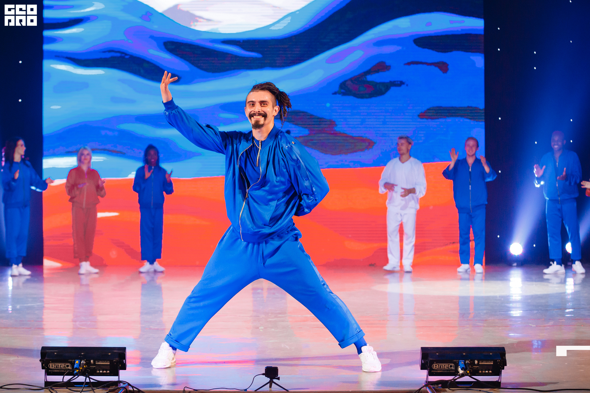 19-10-14 20-39-17.jpg