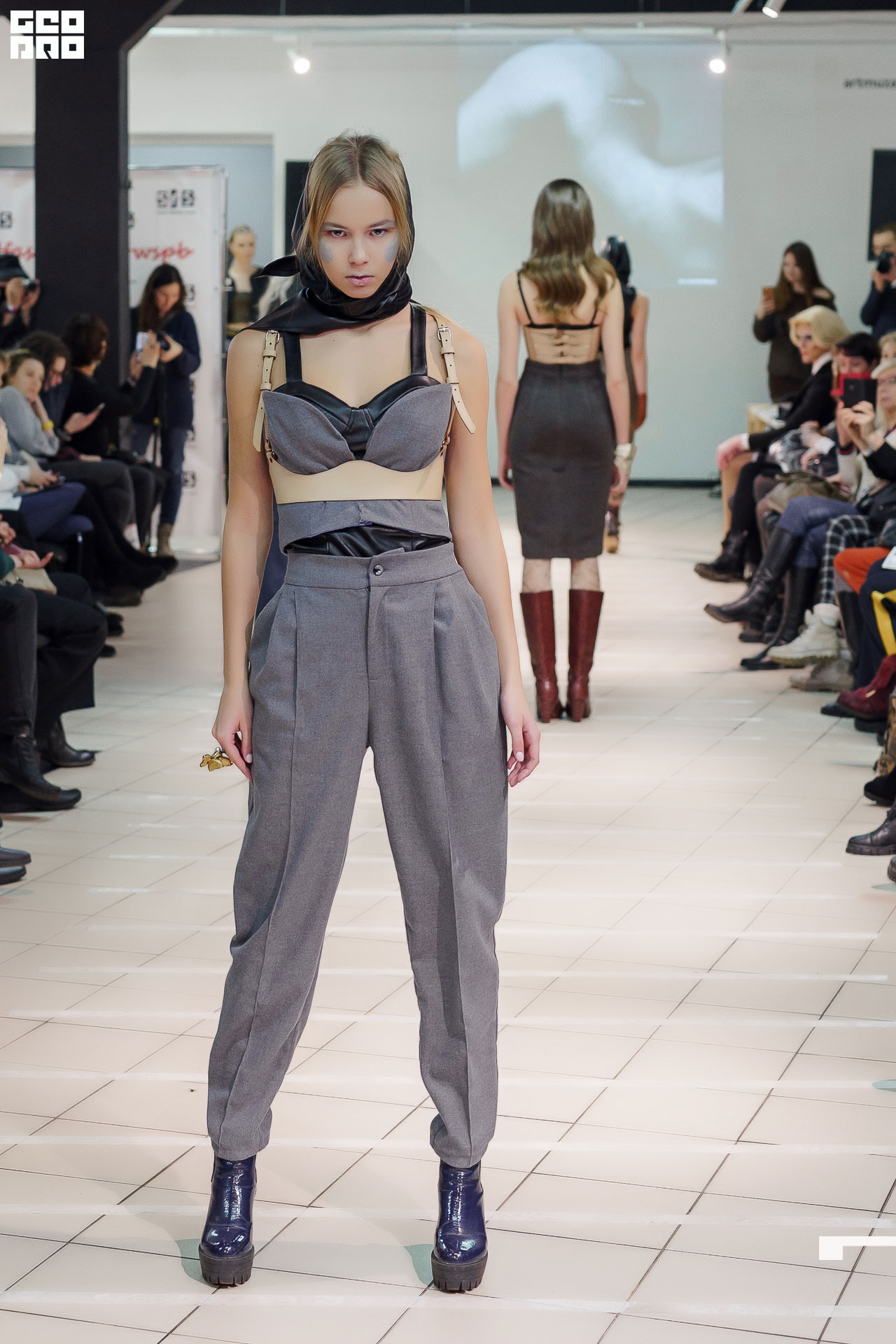 01.02.20_StreetFashionShow АртМуза_0143.JPG