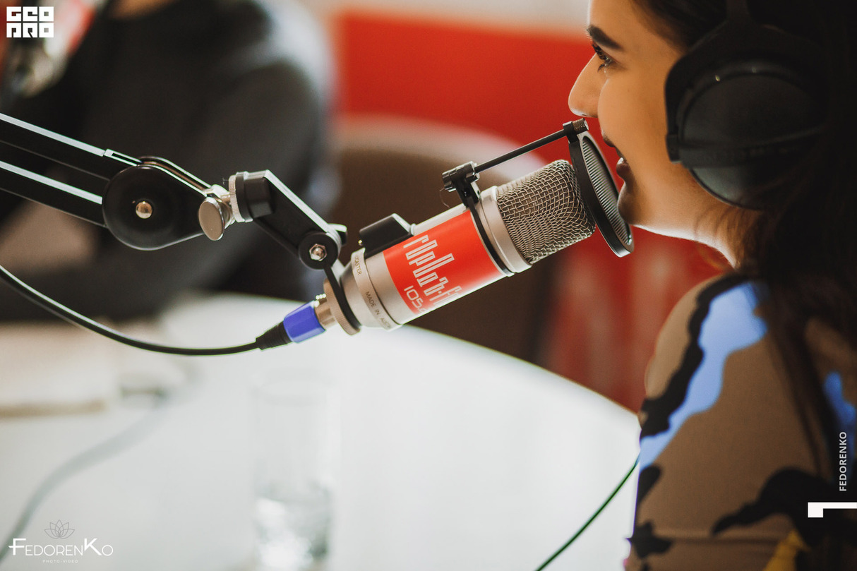Проект "Поважна Персона" на радiо "Город FM" з організаторами конкурсу "Мисс Кривой Рог-2019" 20