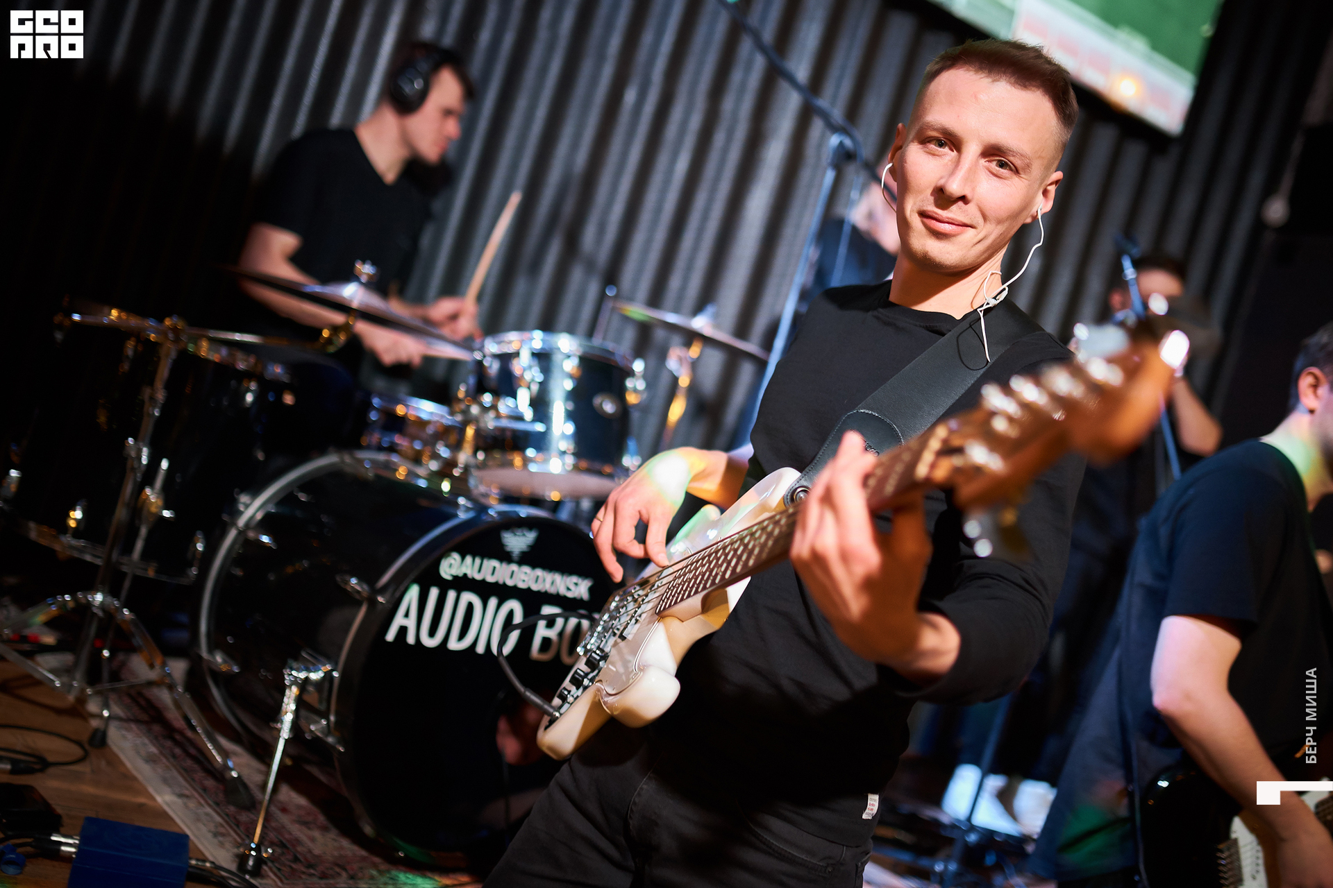 @misha.byorch 0076.jpg