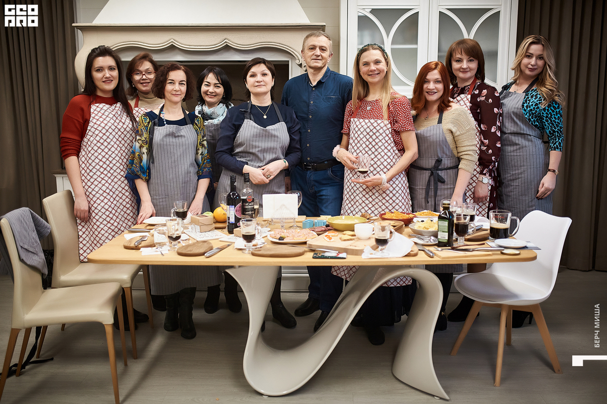 Love Food Party 25