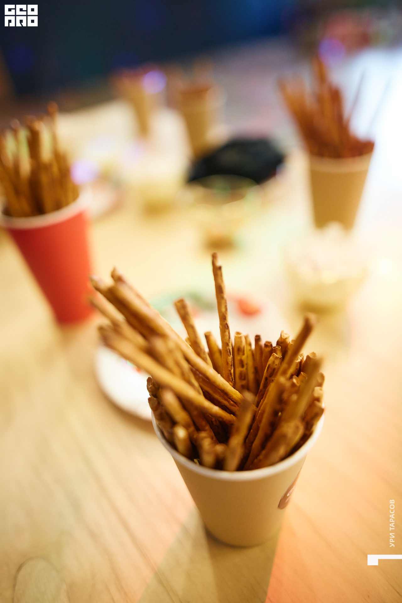 100 191222_102644_uri_0100.jpg