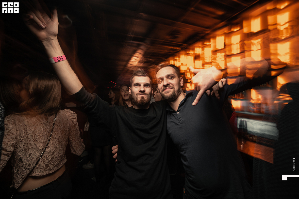 FIFTY CLUB . TOF 29