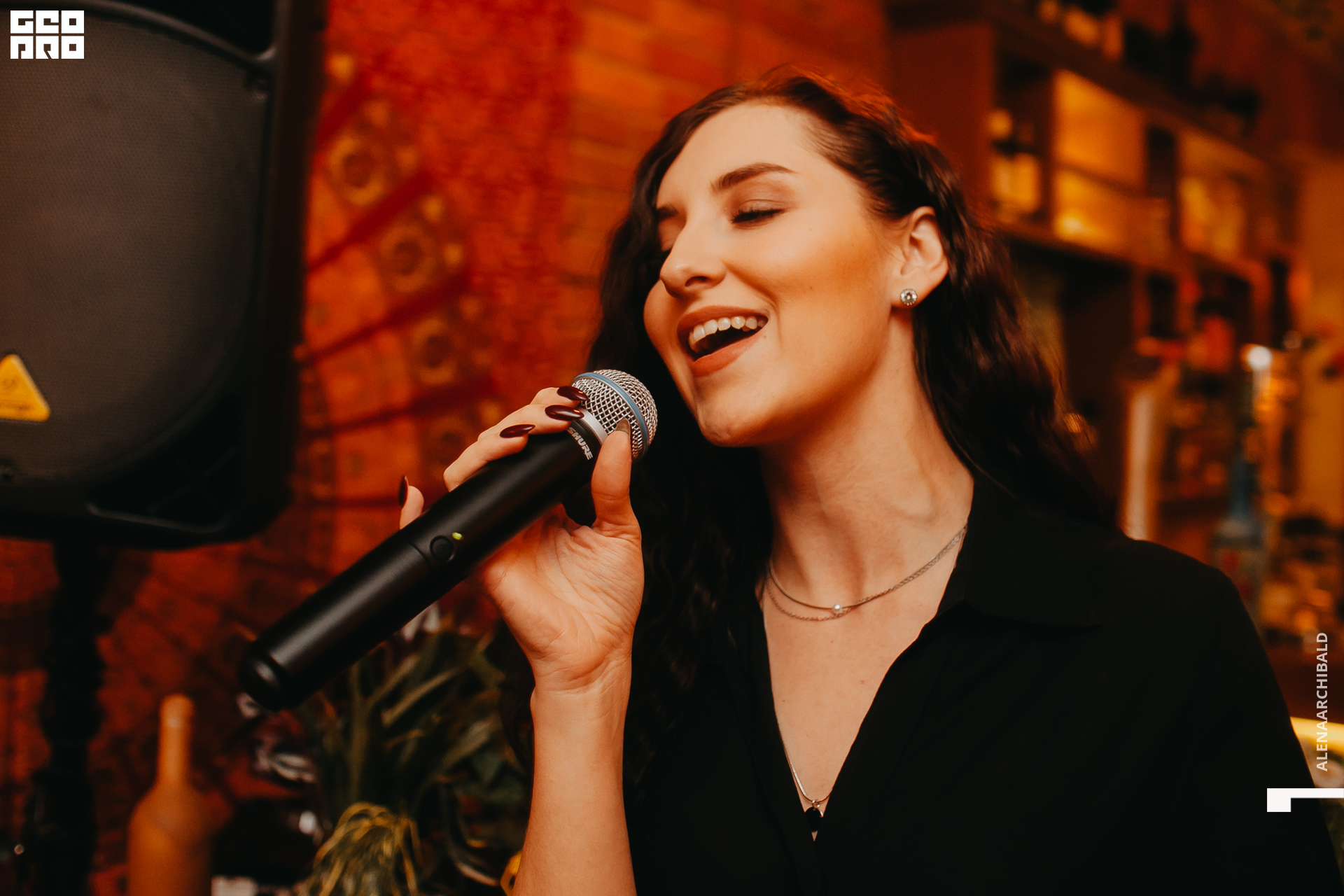 2019-11-29 20-00-26_alenaarchibald_0014.jpg