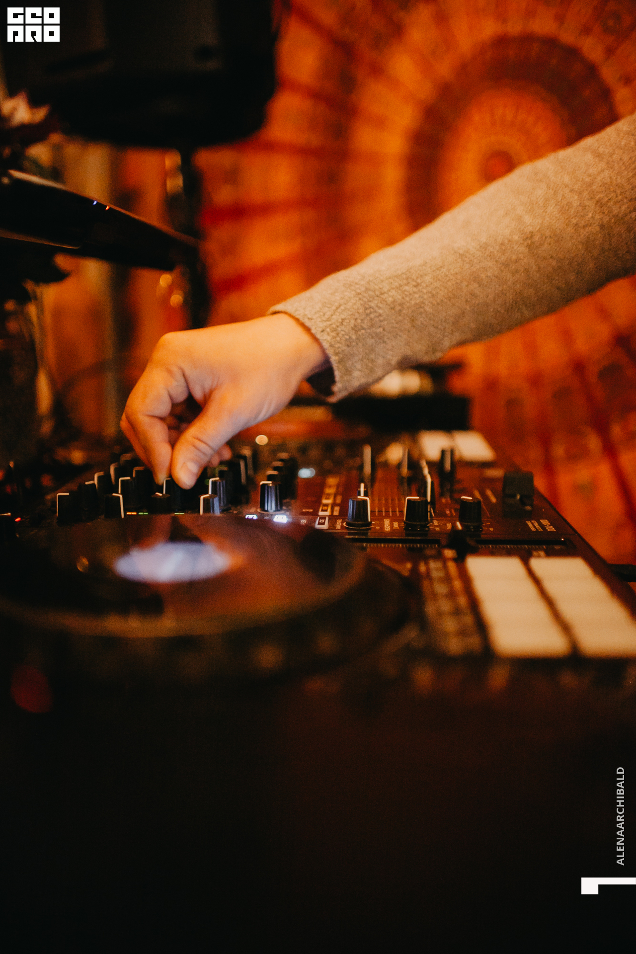 2019-11-22 20-00-21_alenaarchibald_0055.jpg