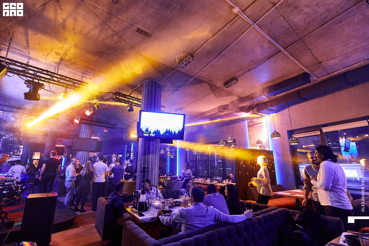 Alaska party в Canadian Club & Restaurant 26