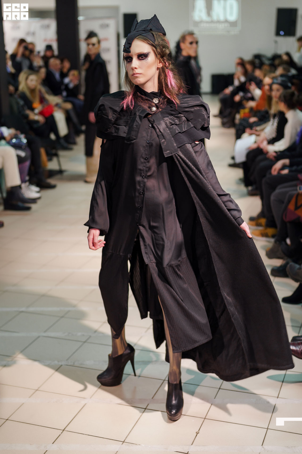 01.02.20_StreetFashionShow АртМуза_0719.JPG