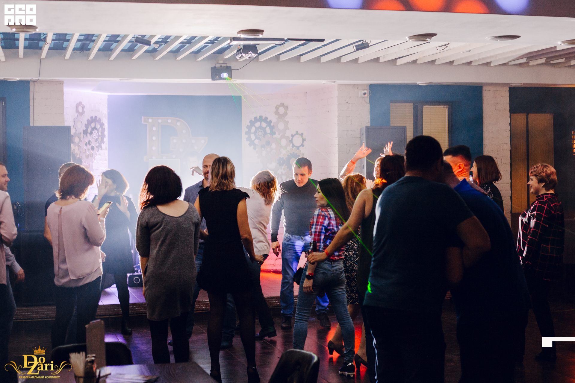 19-10-11 23-46-01.jpg