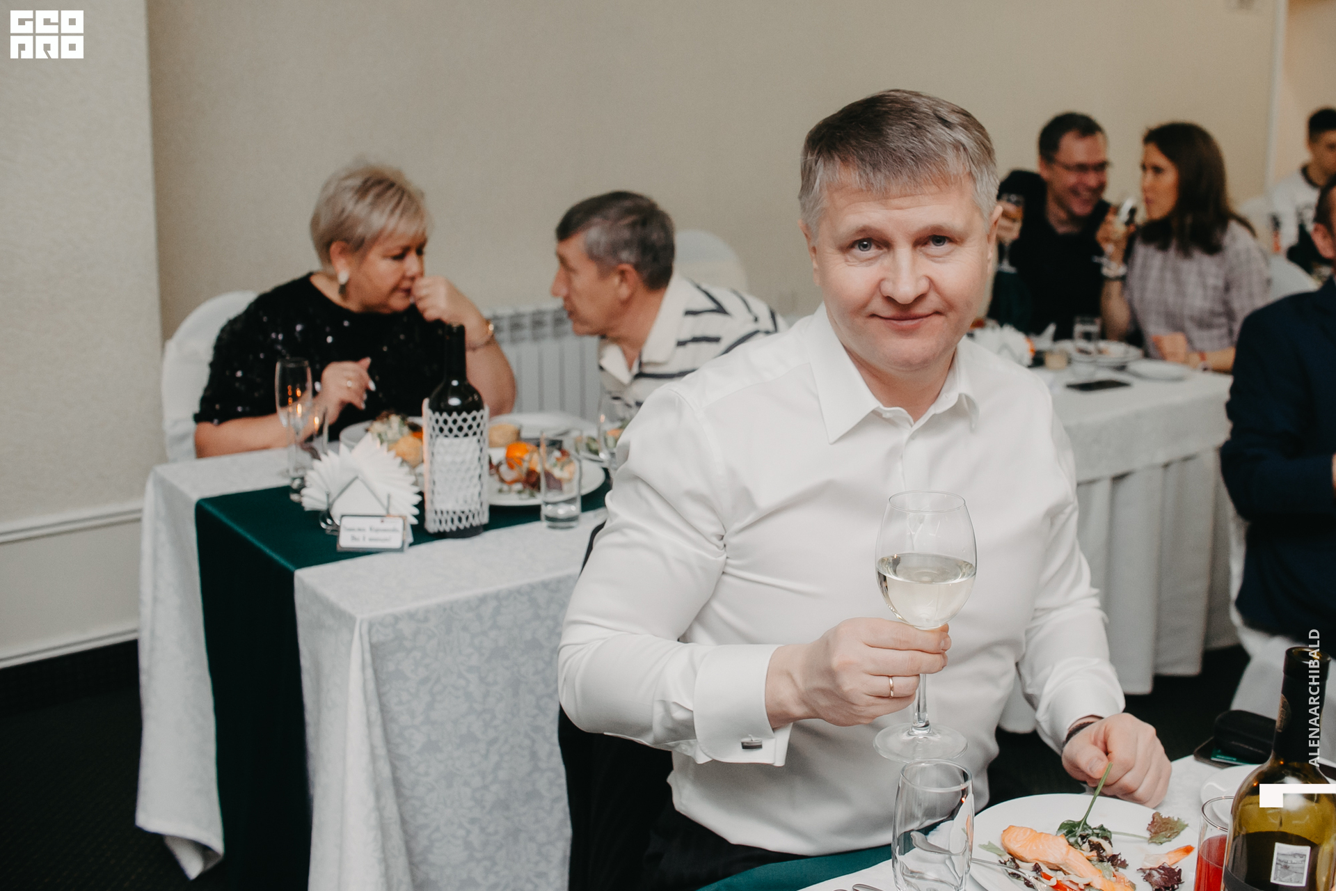 2019-12-31 21-30-25_alenaarchibald_0025.jpg