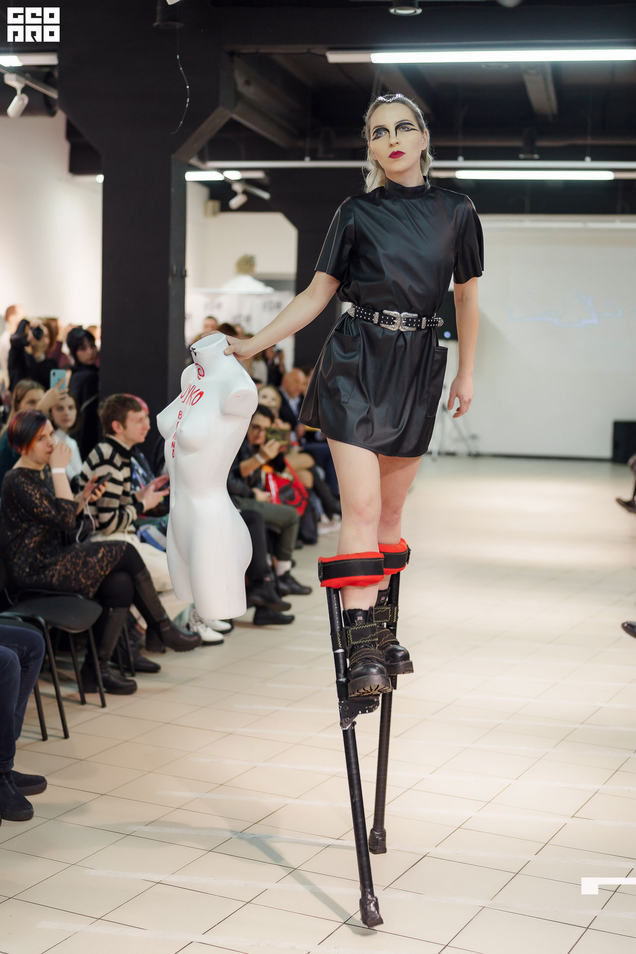 01.02.20_StreetFashionShow АртМуза_0557.JPG