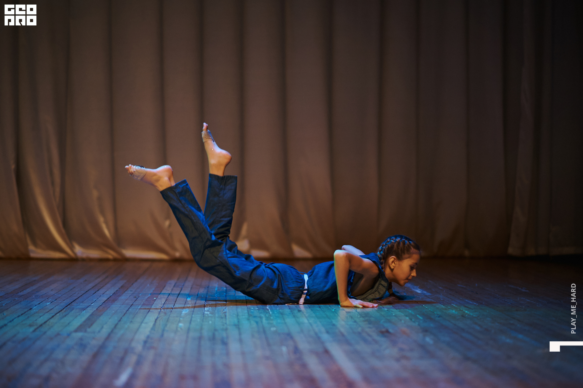 данс хаос 100.jpg