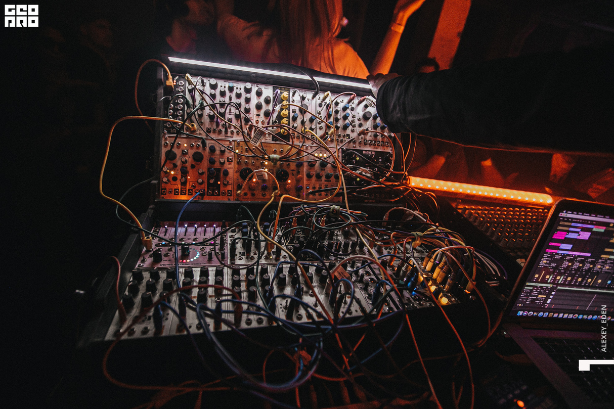 «X62 / ZIP LOFT». «m_division showcase X years» 30