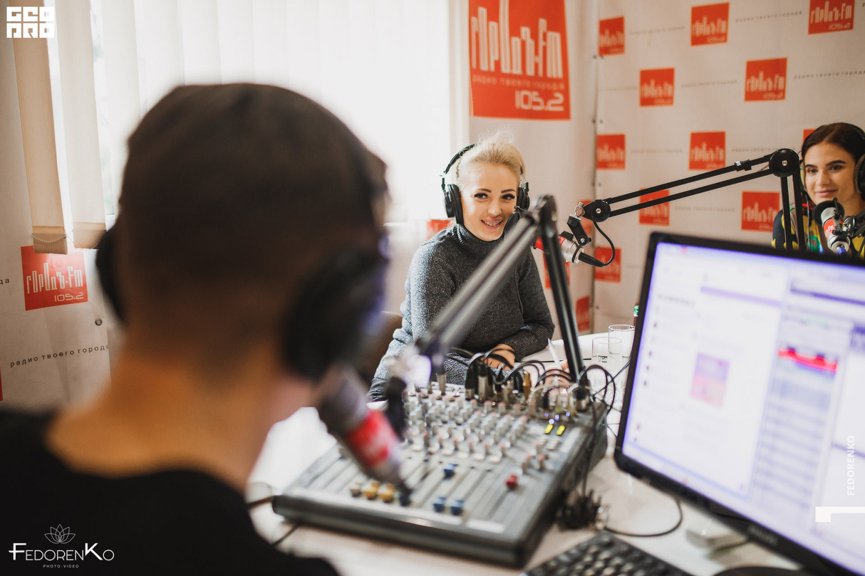 Проект "Поважна Персона" на радiо "Город FM" з організаторами конкурсу "Мисс Кривой Рог-2019" 10