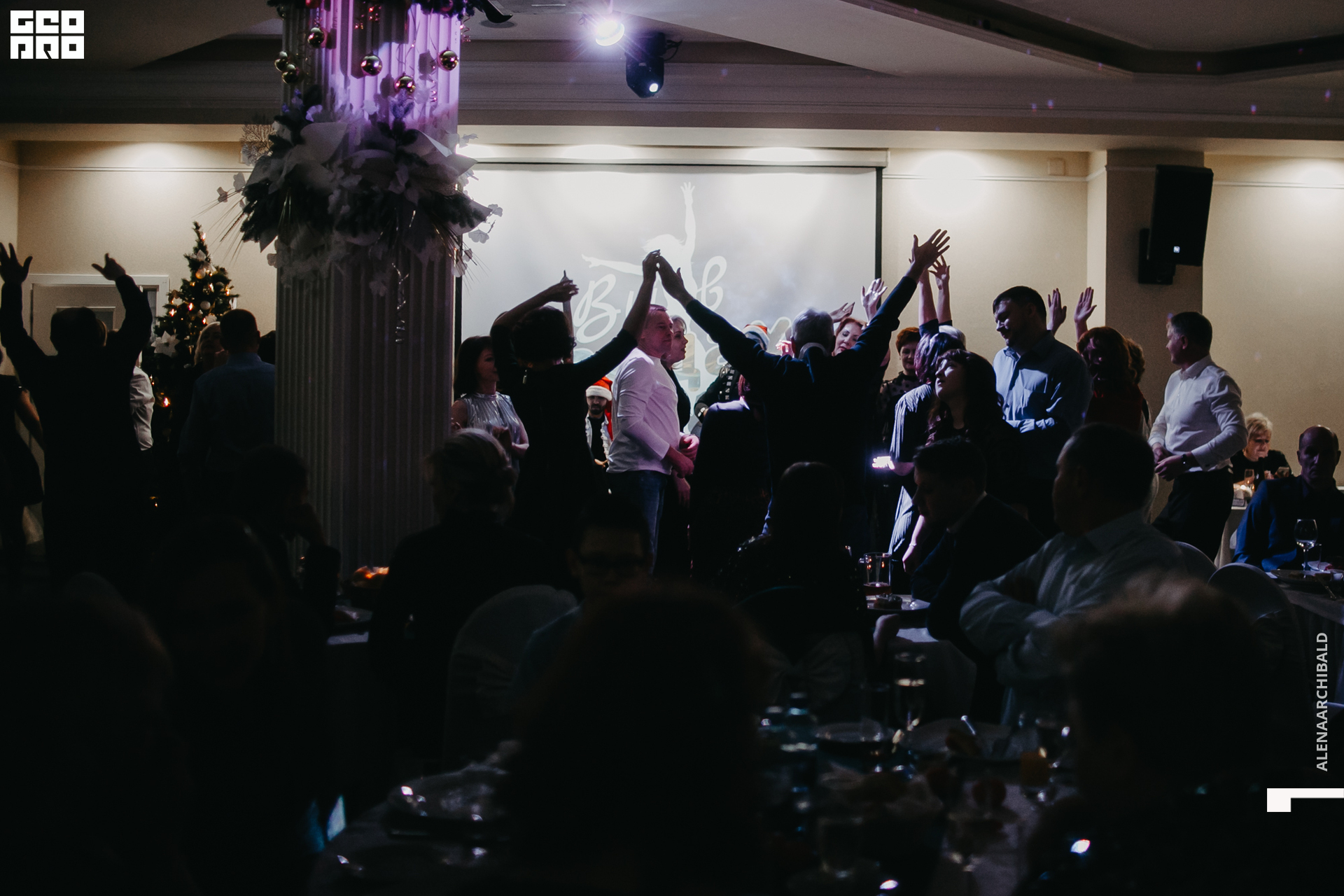 2019-12-31 21-30-25_alenaarchibald_0157.jpg