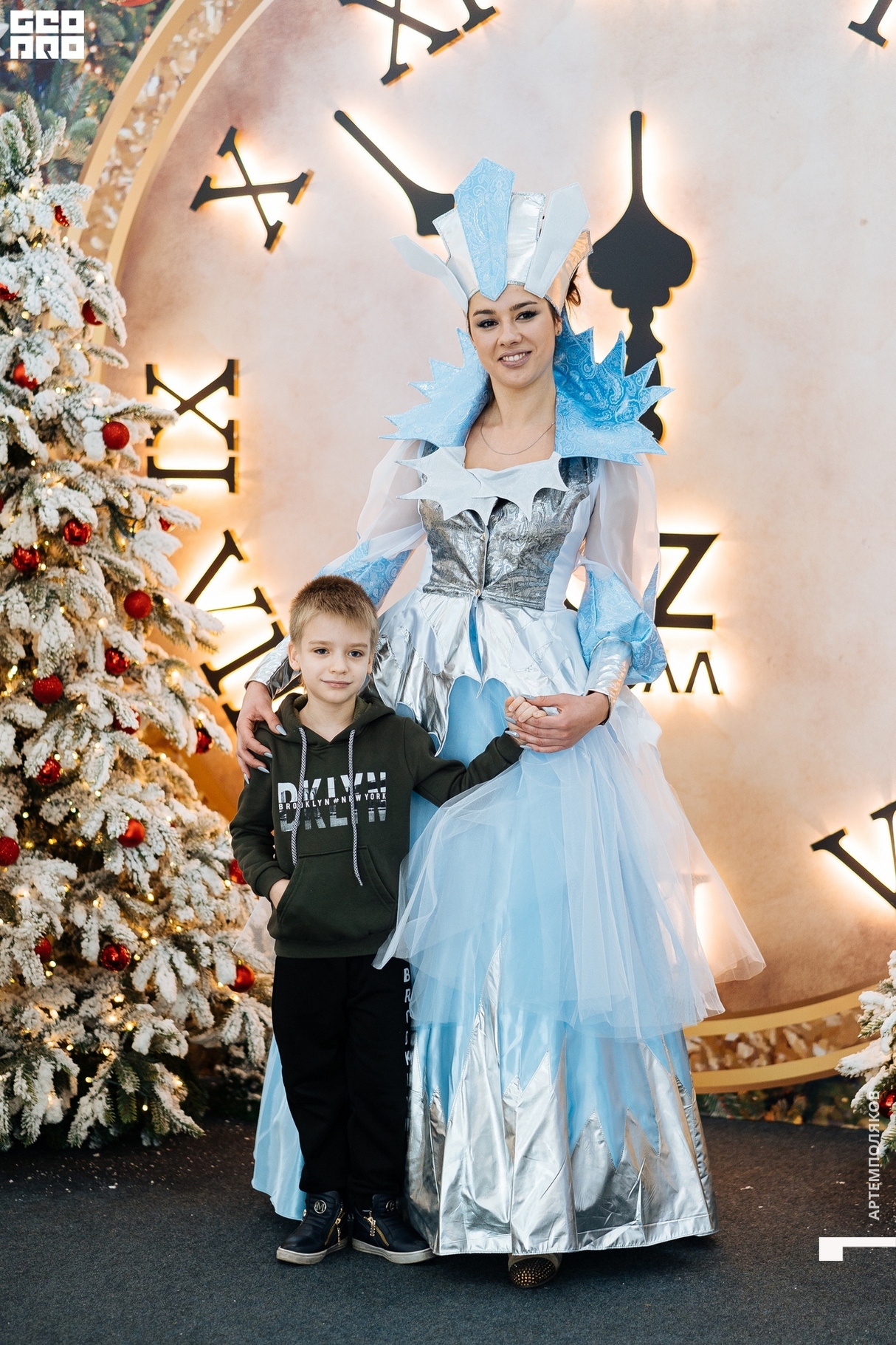Пора новогоднего волшебства в OZ MALL 29