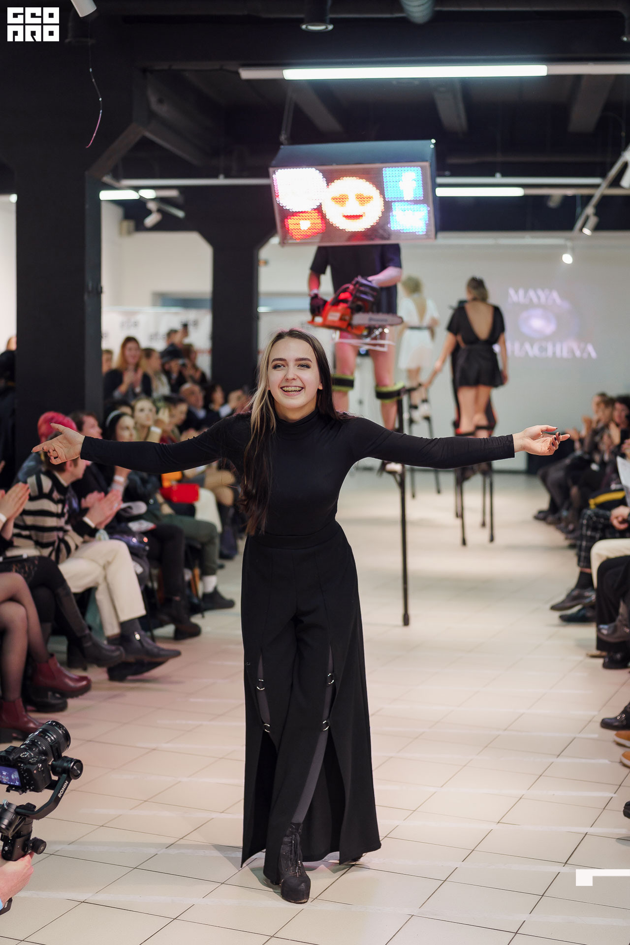 01.02.20_StreetFashionShow АртМуза_0577.JPG