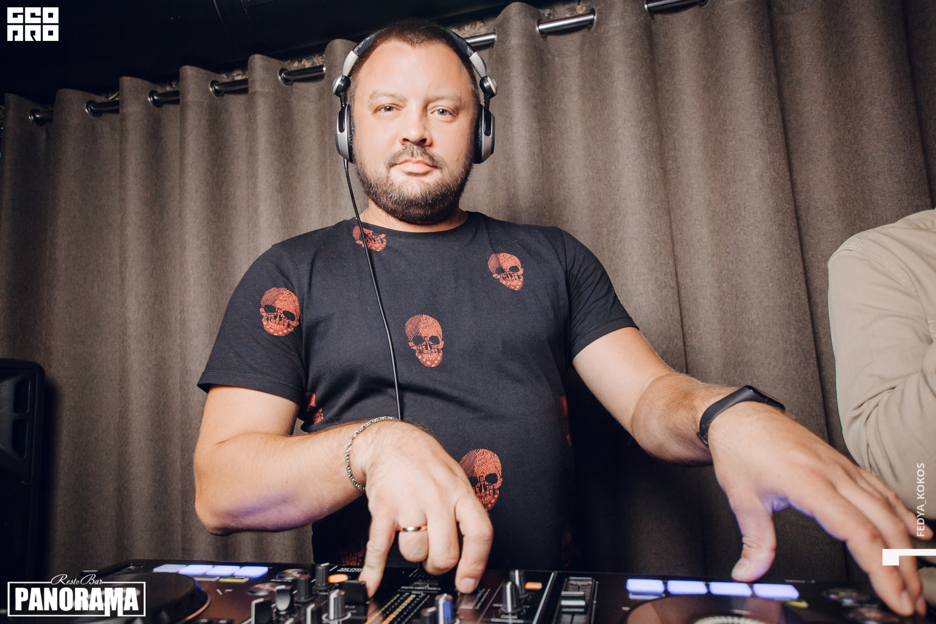 19-10-12 00-37-02.jpg