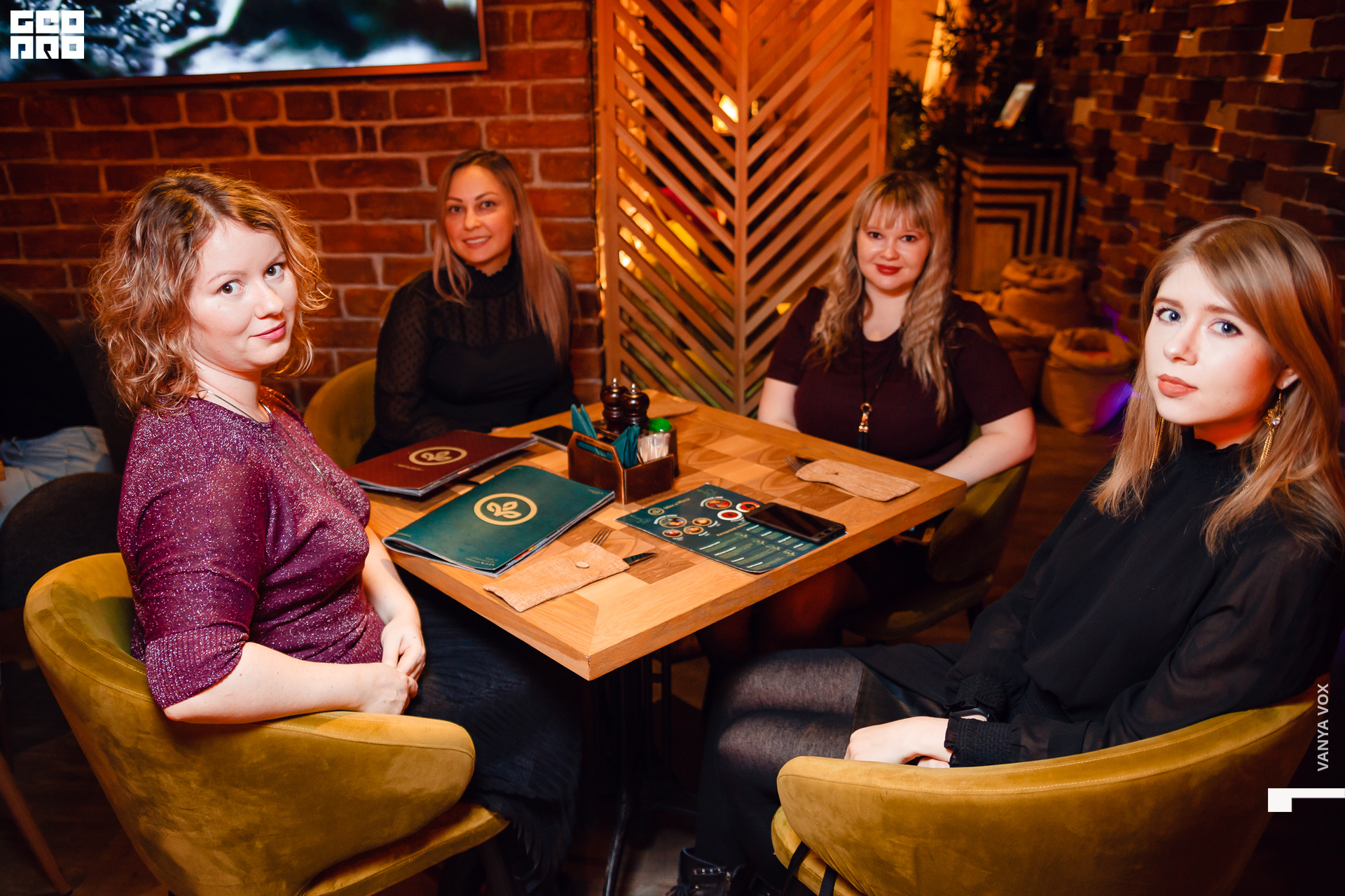 2019-12-06 20-00-00_Вокс_0081.jpg