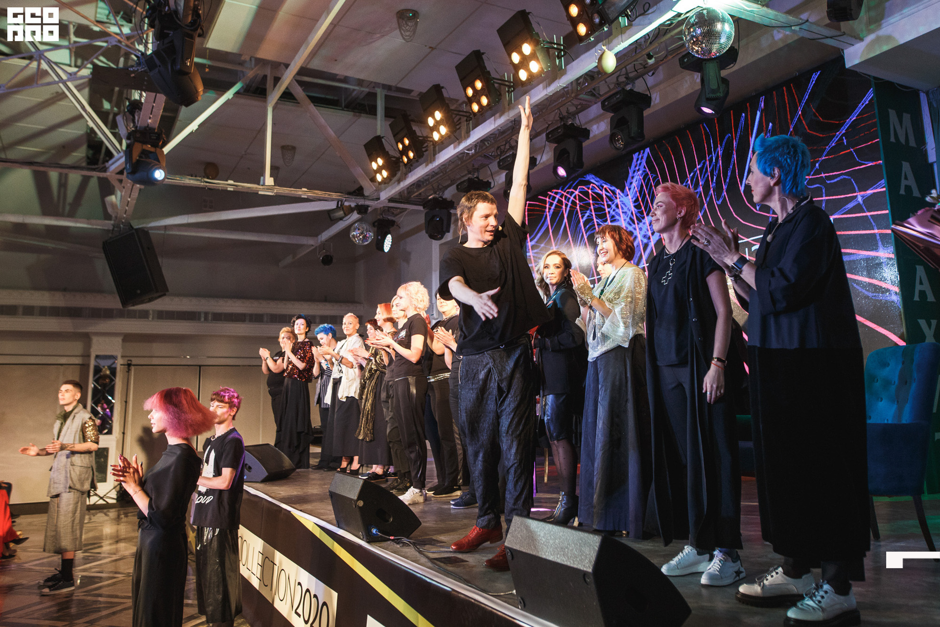 350 191203_194416_uri_0350.jpg