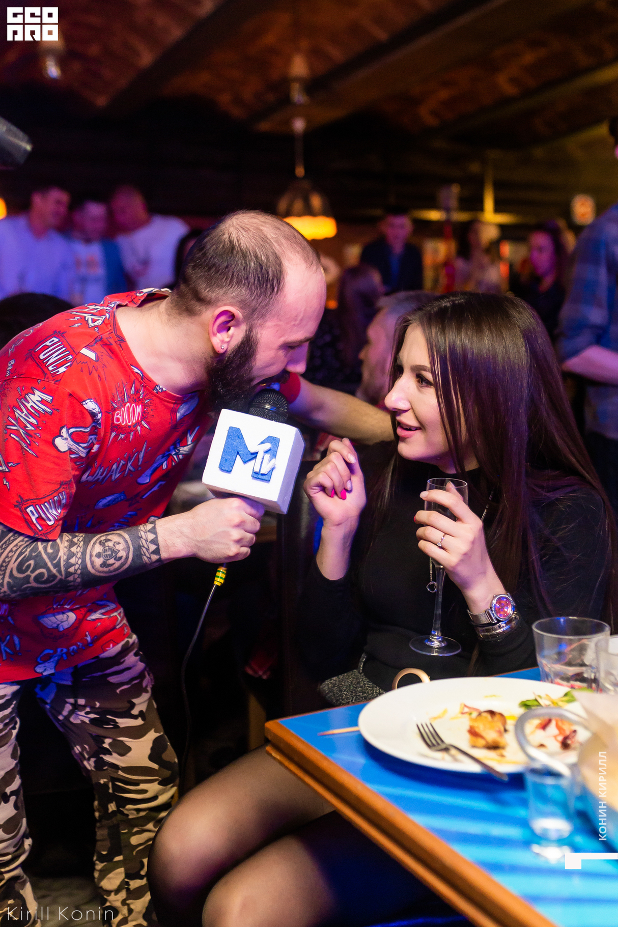 Pepsi, Пейджер, MTV 11