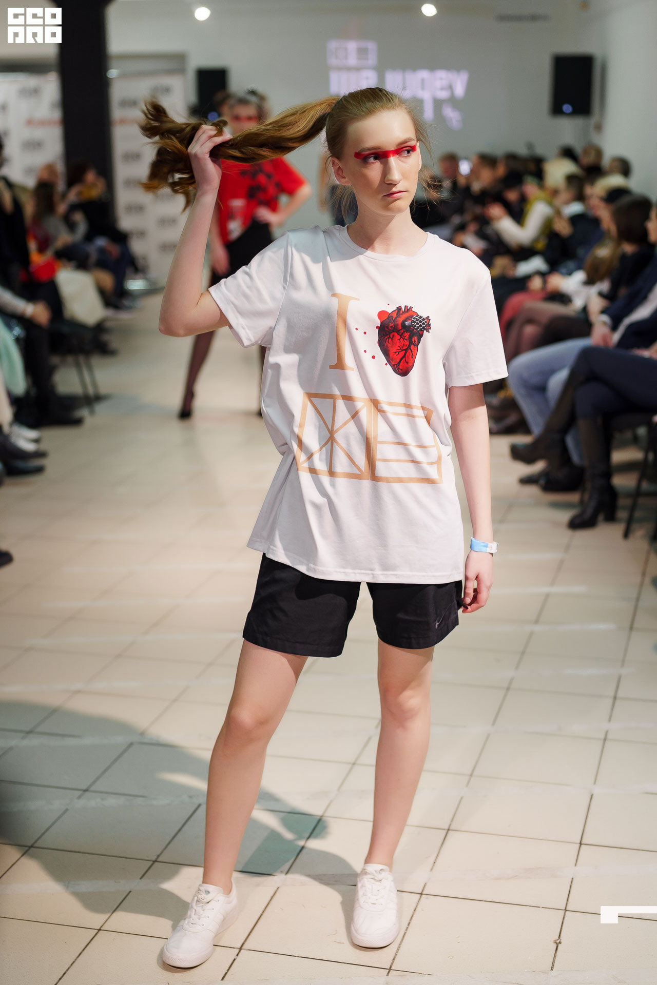 01.02.20_StreetFashionShow АртМуза_0956.JPG