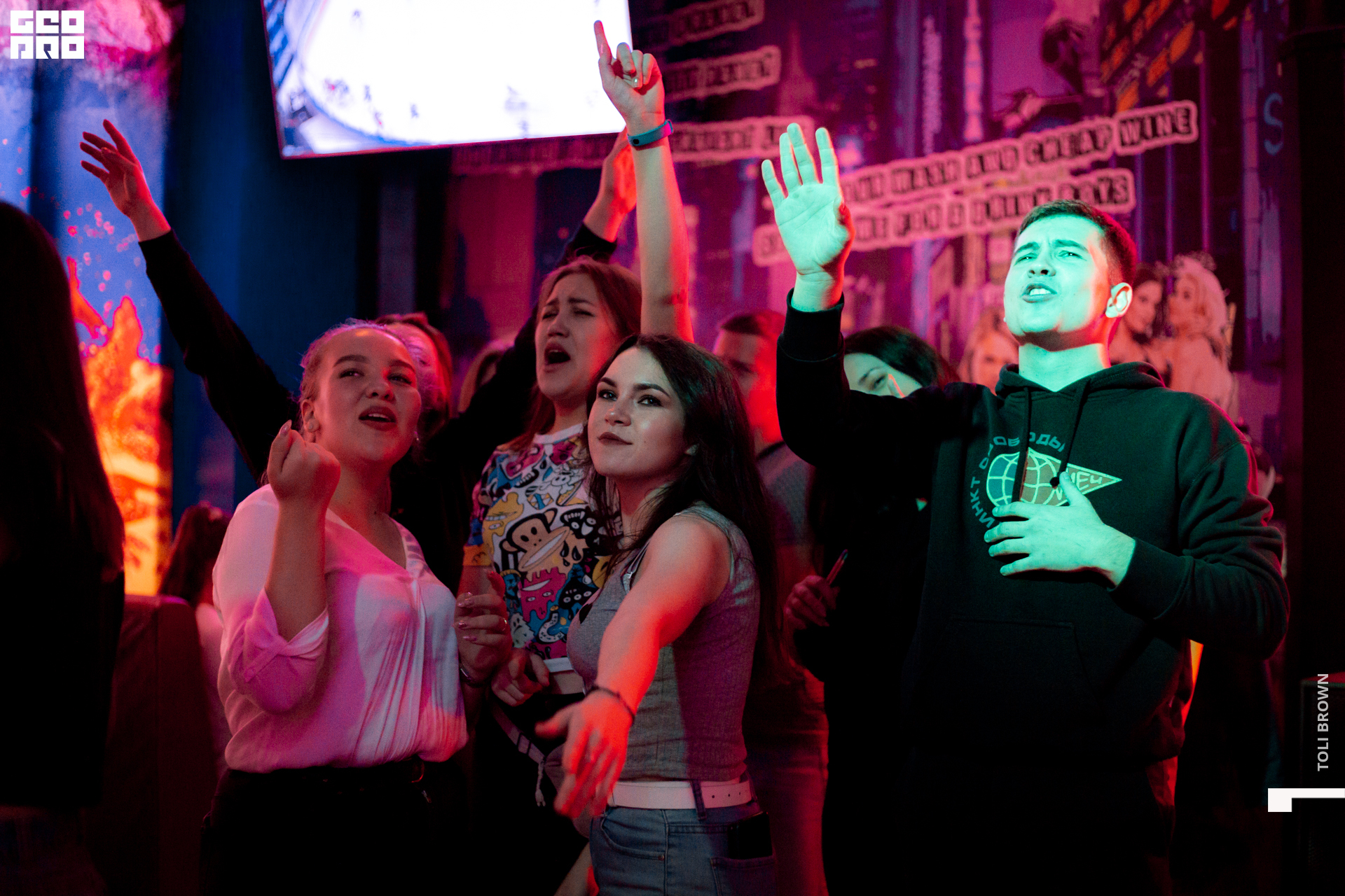 _040_17.10.20_Toli Brown.jpg