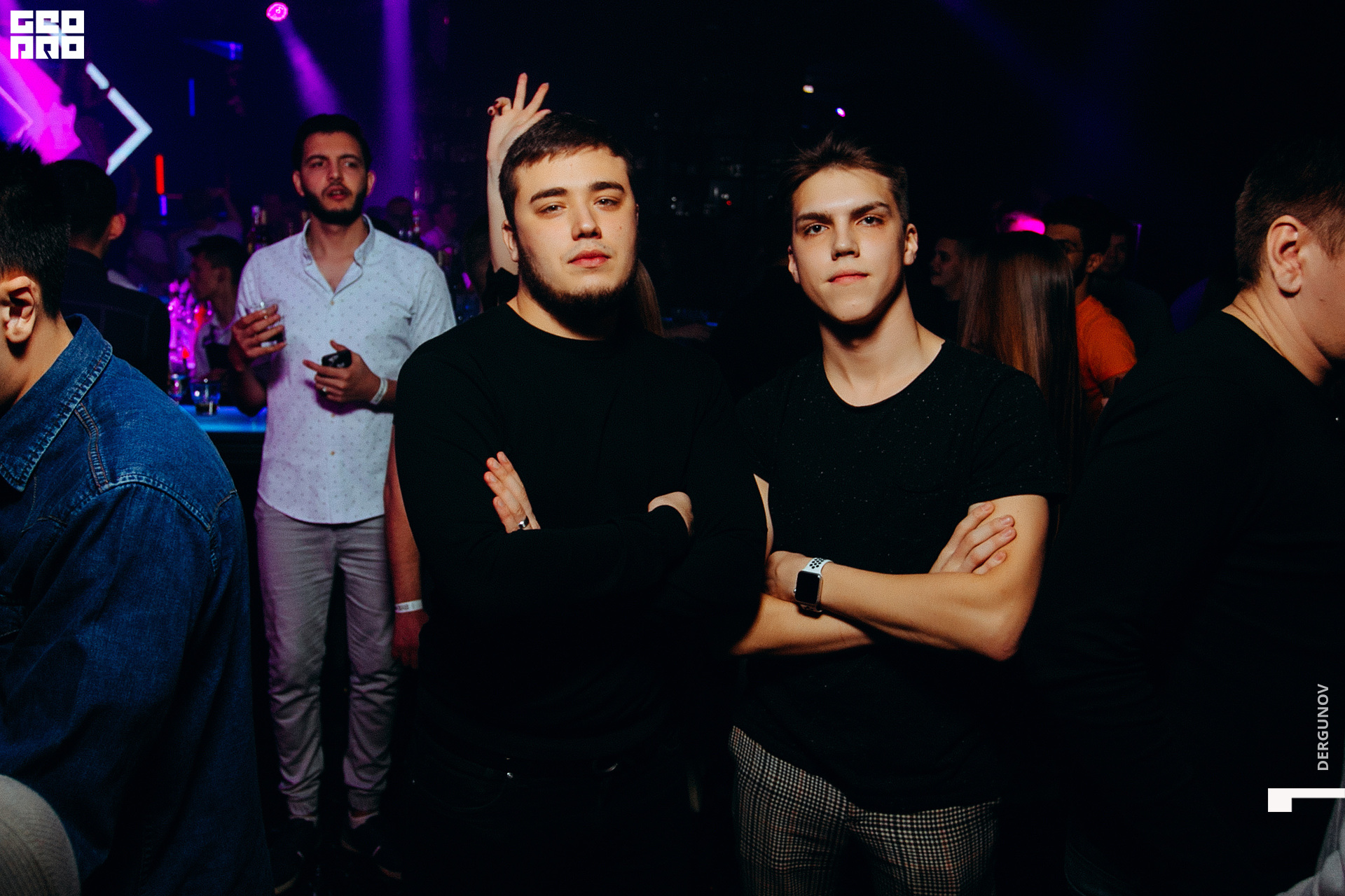 2019-11-17 01-57-56IMG_9205.jpg