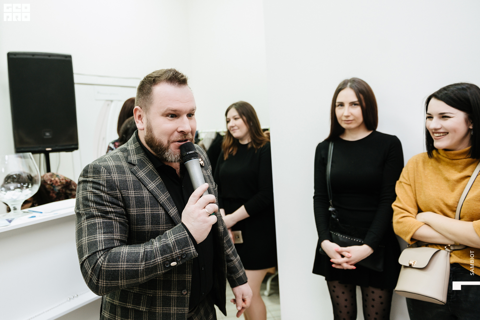 untitled (4 of 124).jpg