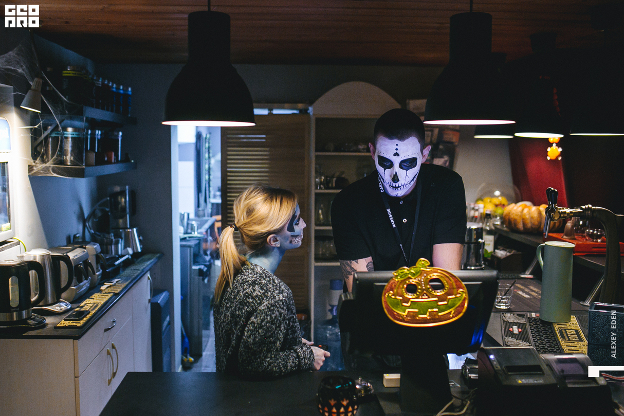 HALLOWEEN 10