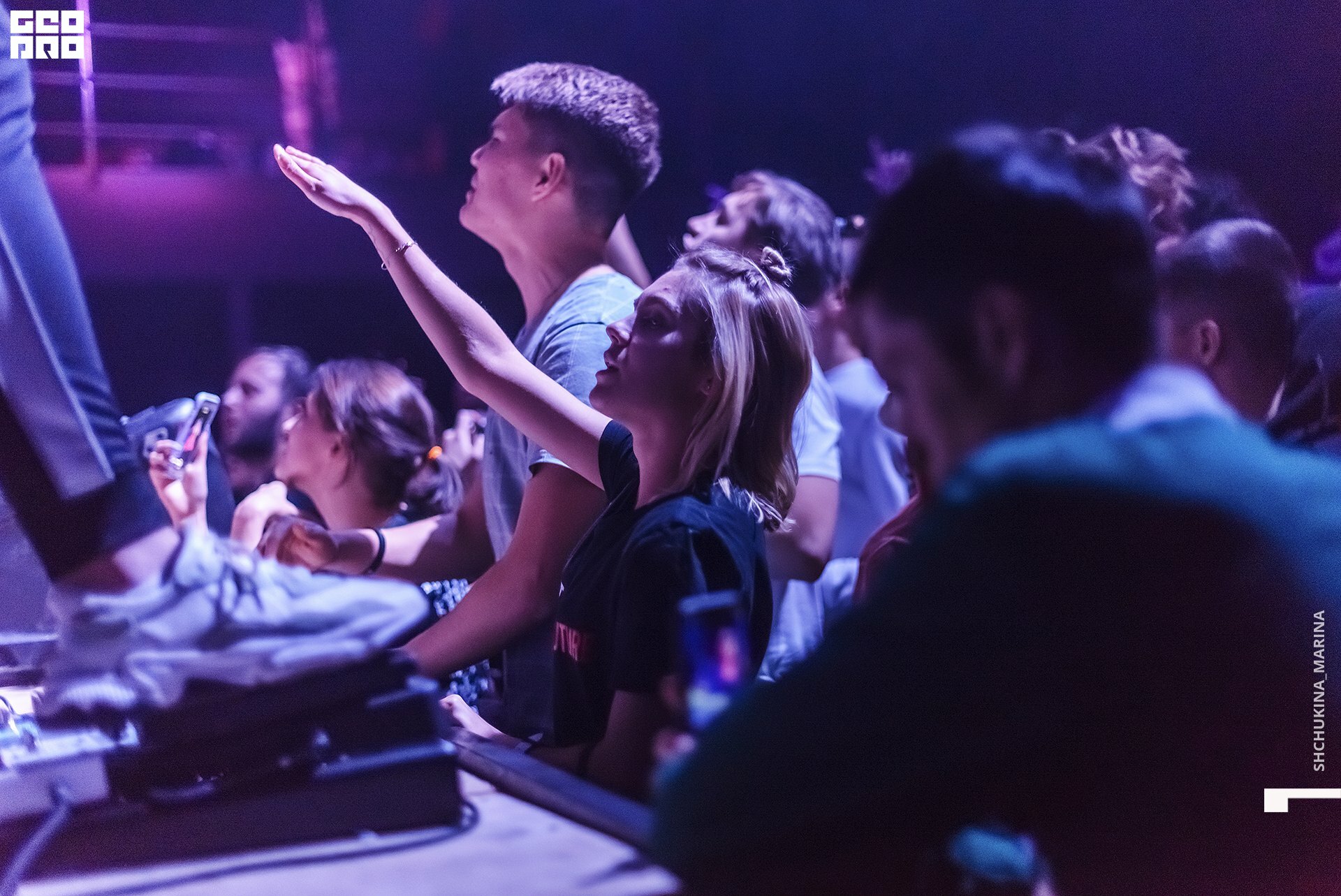 16.10.2019 неон-10.jpg