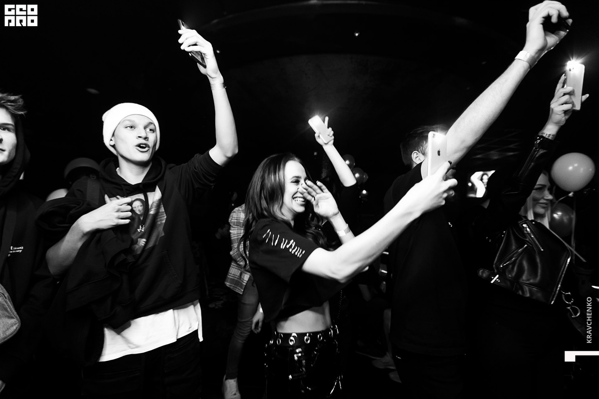 DONY X DAVEE Live Show // Saturday Party at Fashion Club 30