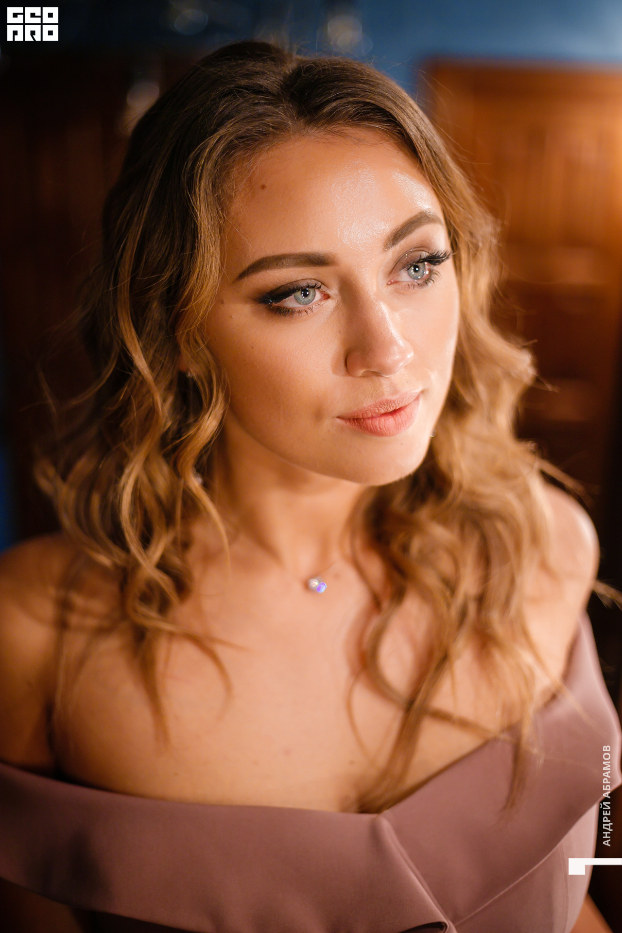 111019 Птичка Абрамов0003.jpg