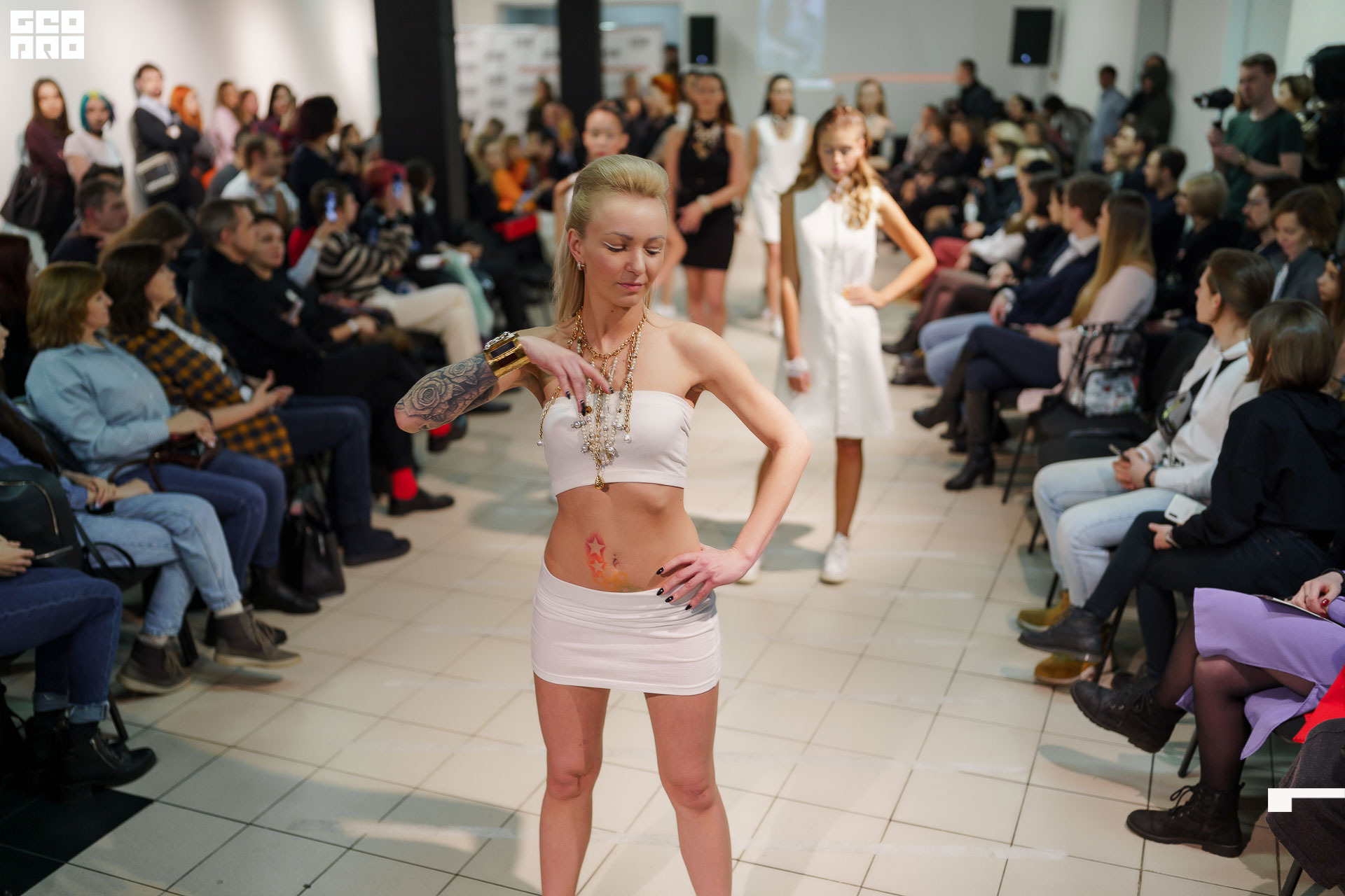 01.02.20_StreetFashionShow АртМуза_0896.JPG