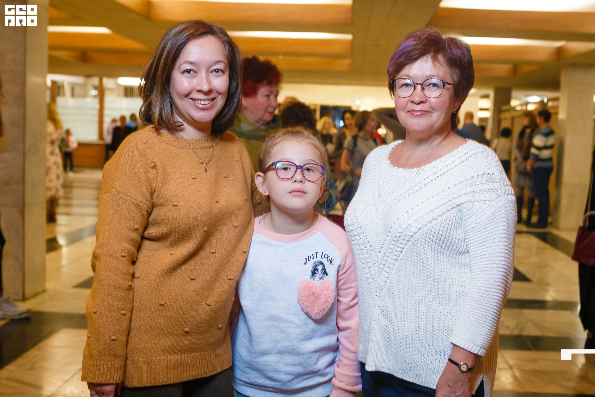 19-10-14 18-43-13.jpg