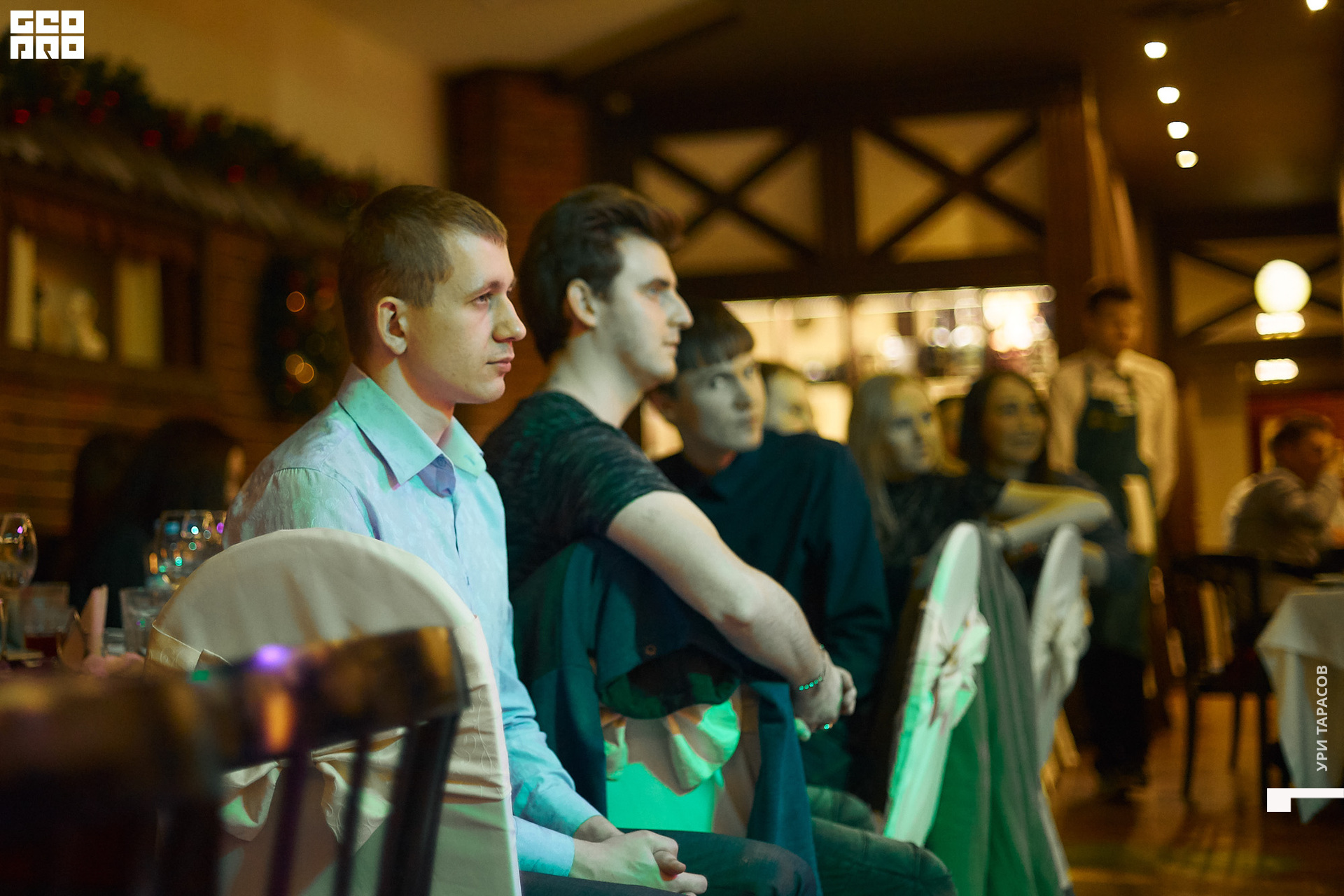 103 191229_222201_uri_0103.jpg