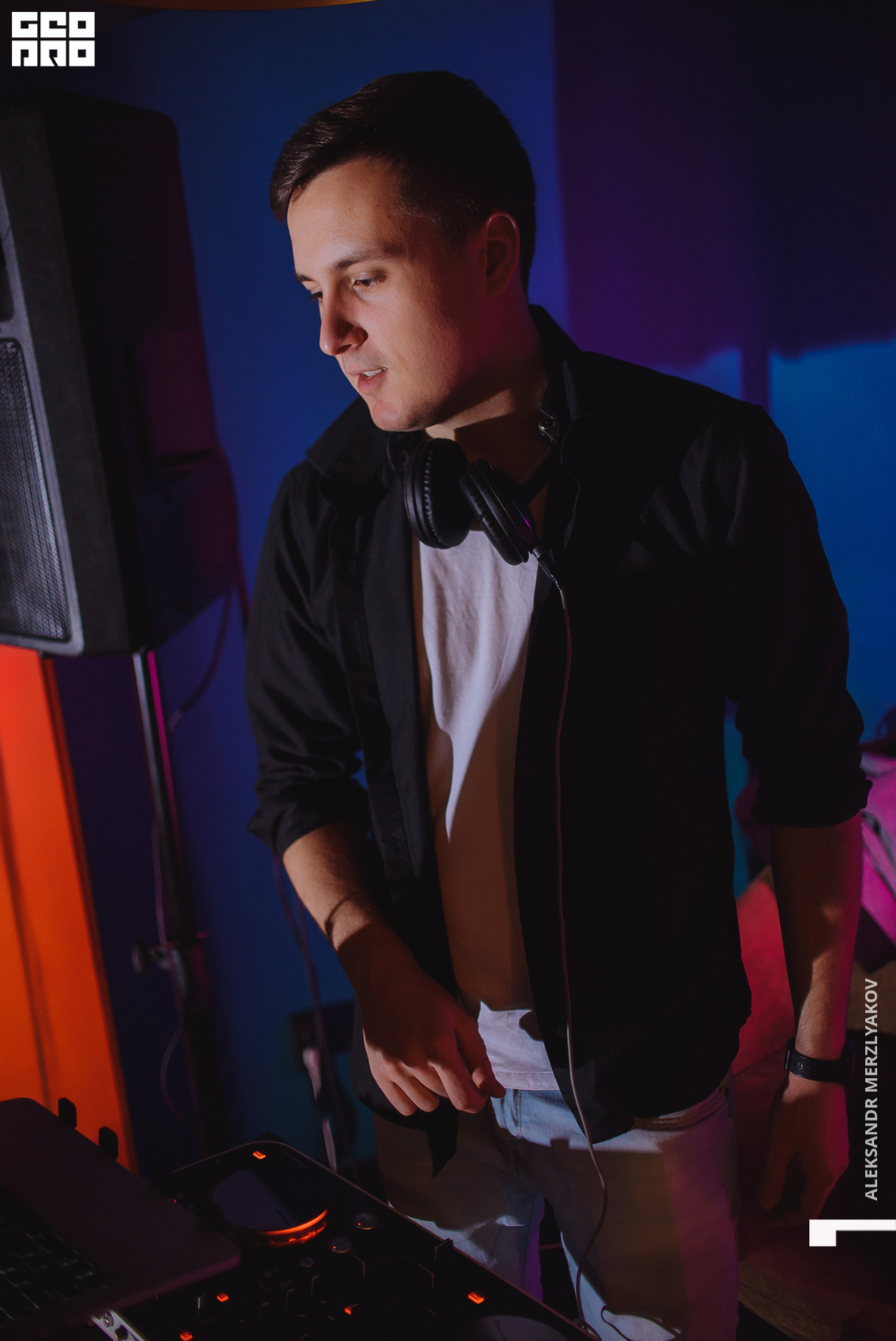 Pre-party DJ-CAFE: DJ QWENTII 10