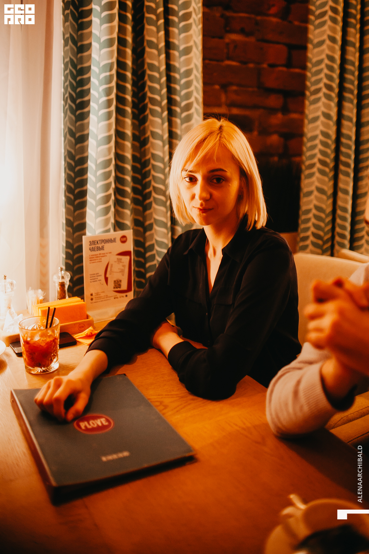 2019-12-06 20-00-36_alenaarchibald_0034.jpg