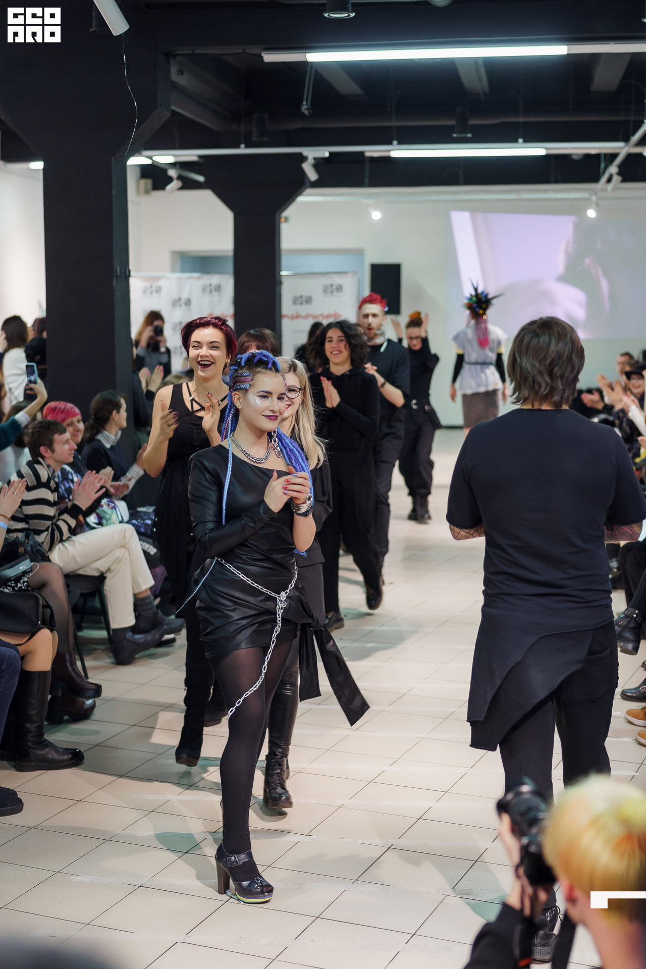 01.02.20_StreetFashionShow АртМуза_0792.JPG