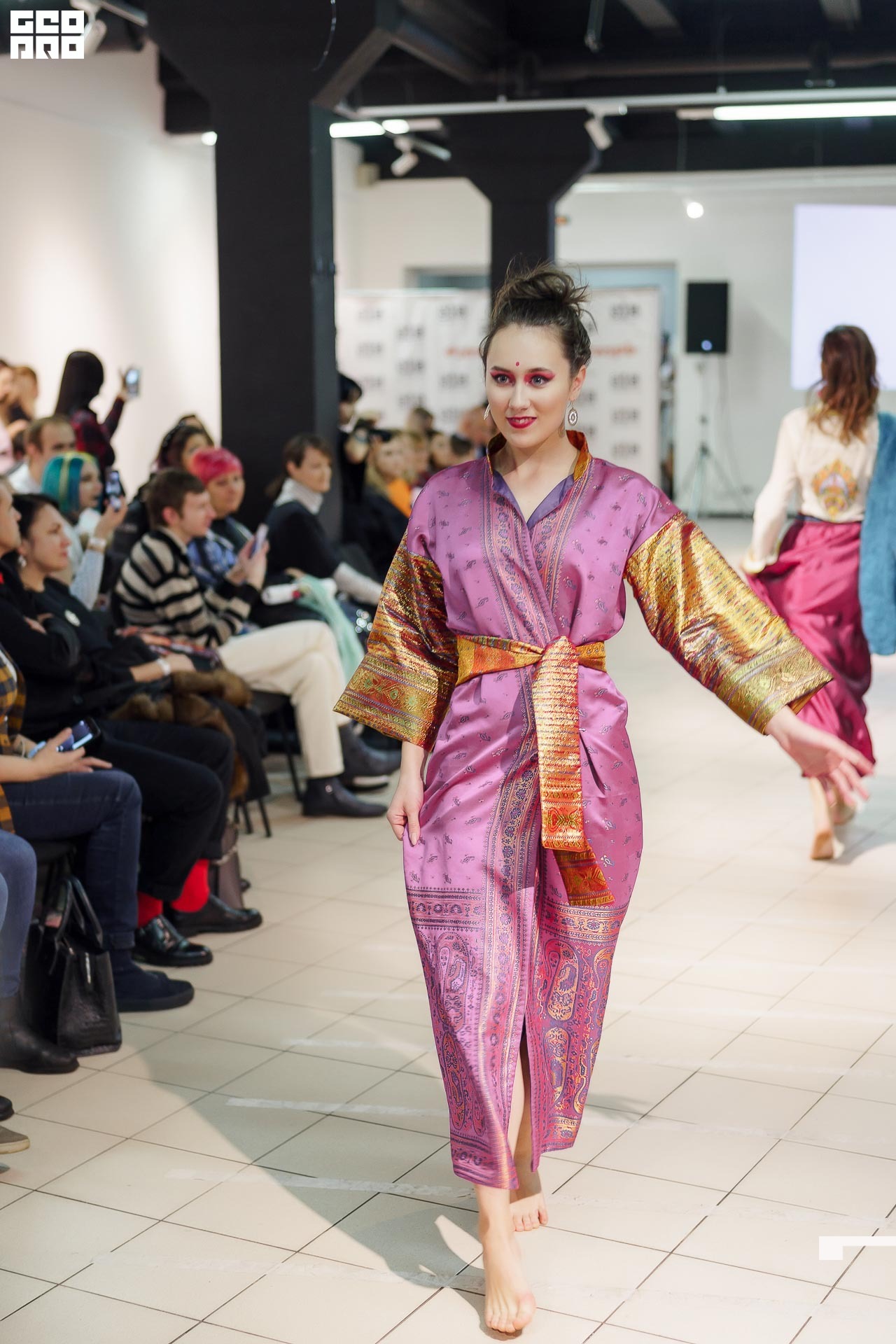 01.02.20_StreetFashionShow АртМуза_0910.JPG