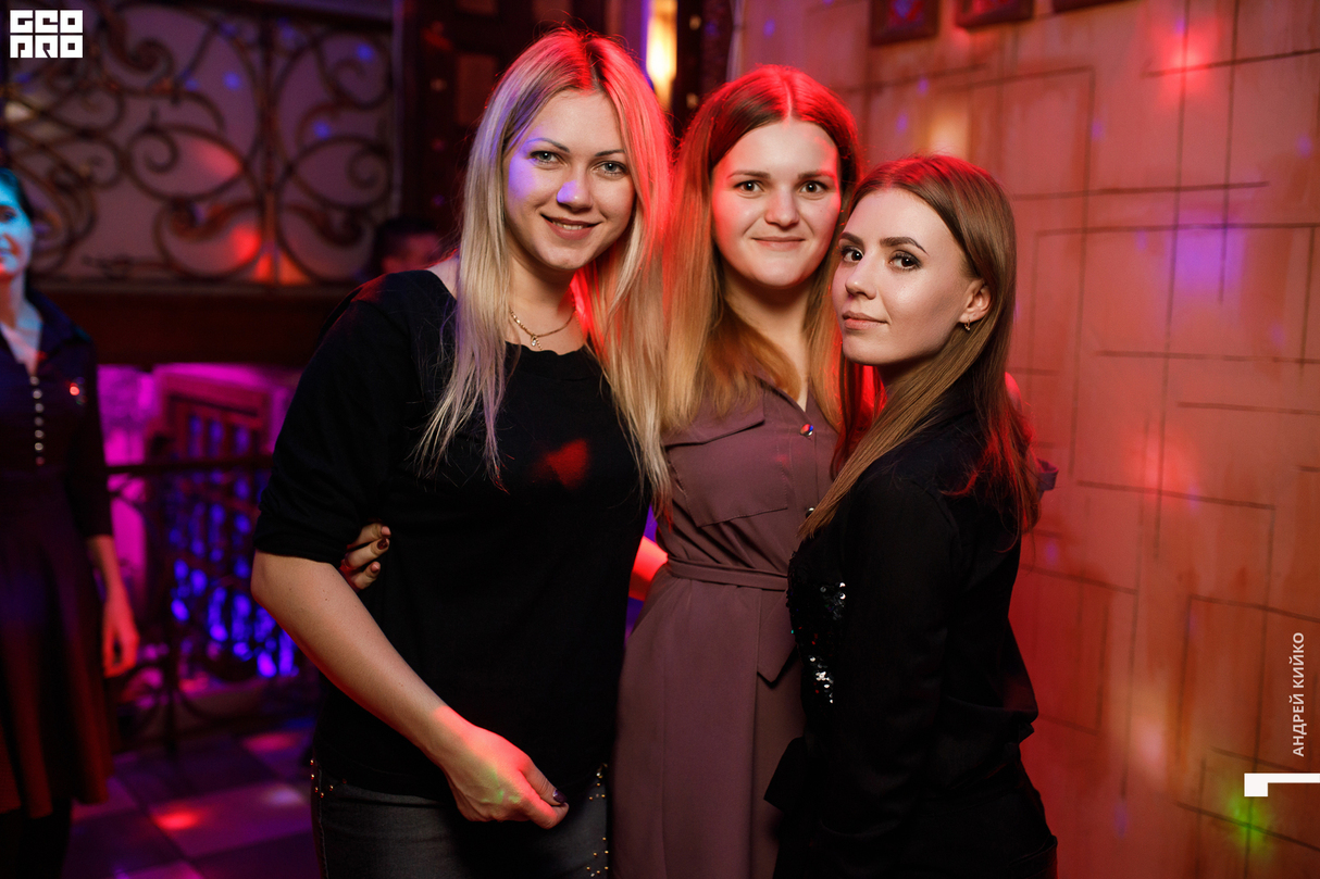 Пятница в ресторане "Ай-Петри" 23