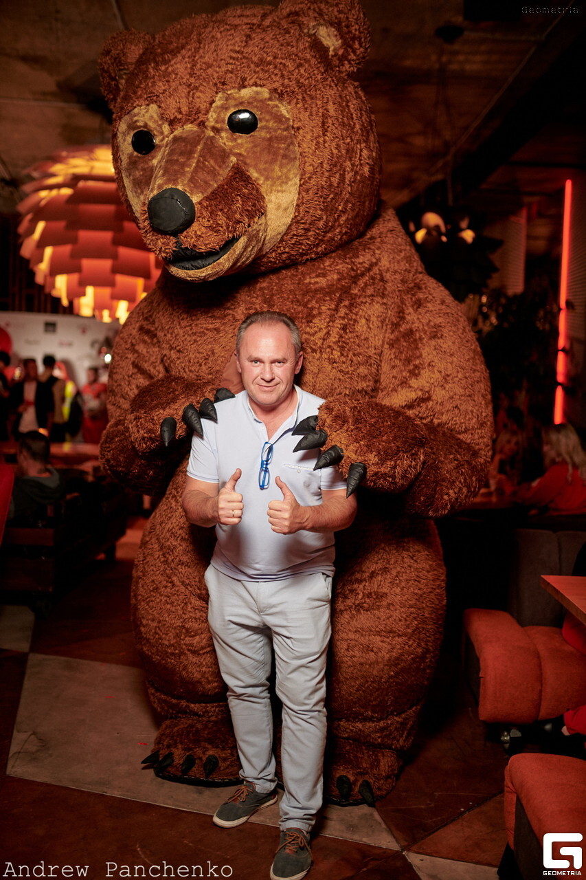 День народження Canadian Club & Restaurant! 18