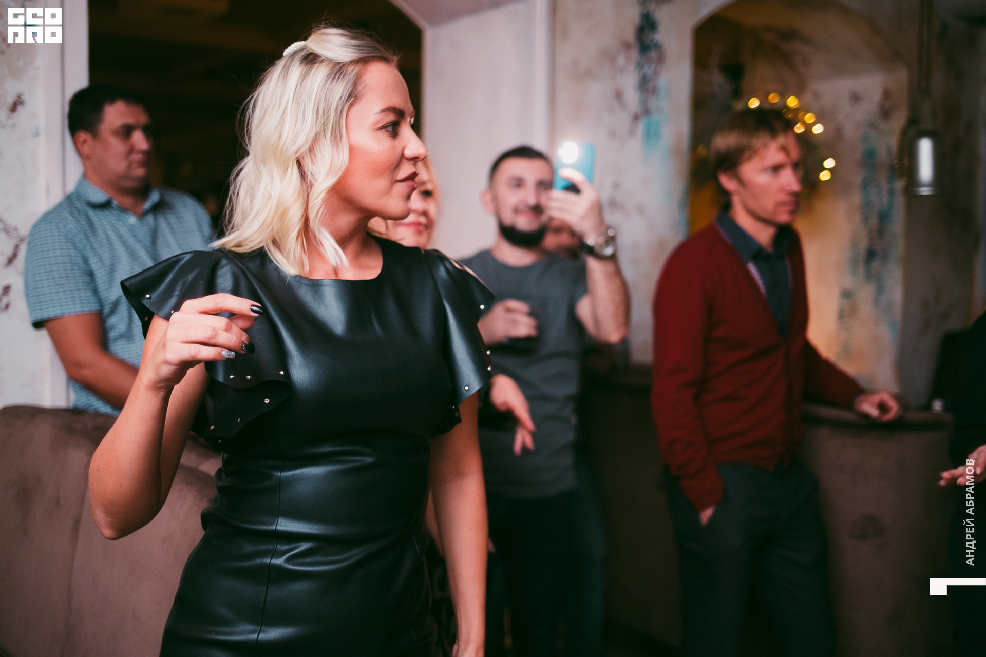 131219 Птичка и 5561 Абрамов для загрузки  0167.jpg