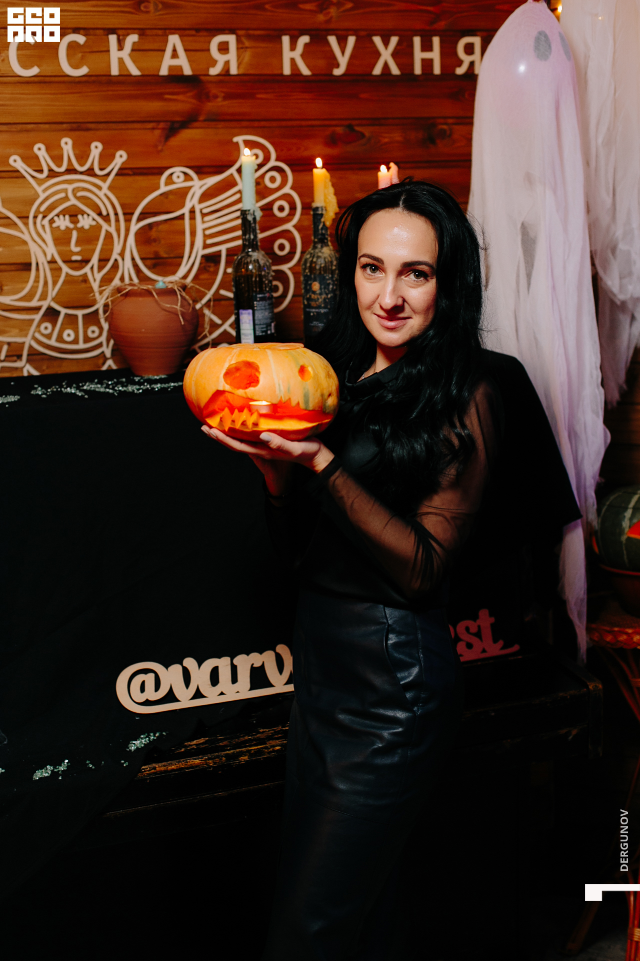 2020-10-31 19-53-18IMG_9586.jpg