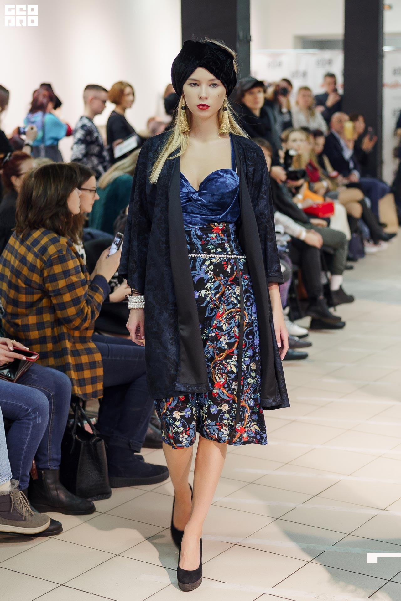 01.02.20_StreetFashionShow АртМуза_0604.JPG