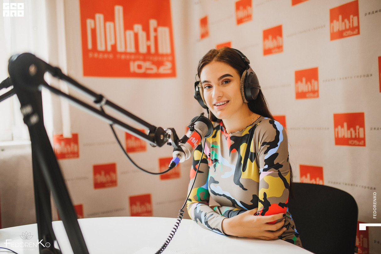 Проект "Поважна Персона" на радiо "Город FM" з організаторами конкурсу "Мисс Кривой Рог-2019" 8