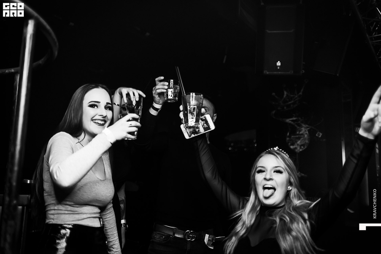 House of Madness I Friday Party at One Club Prague 24