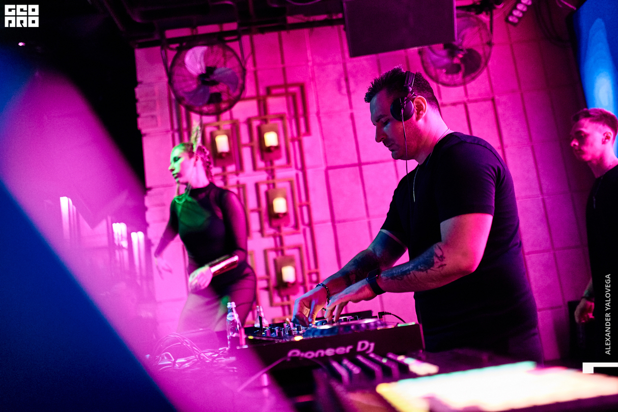 Aparde (live, Germany) in CHI 18