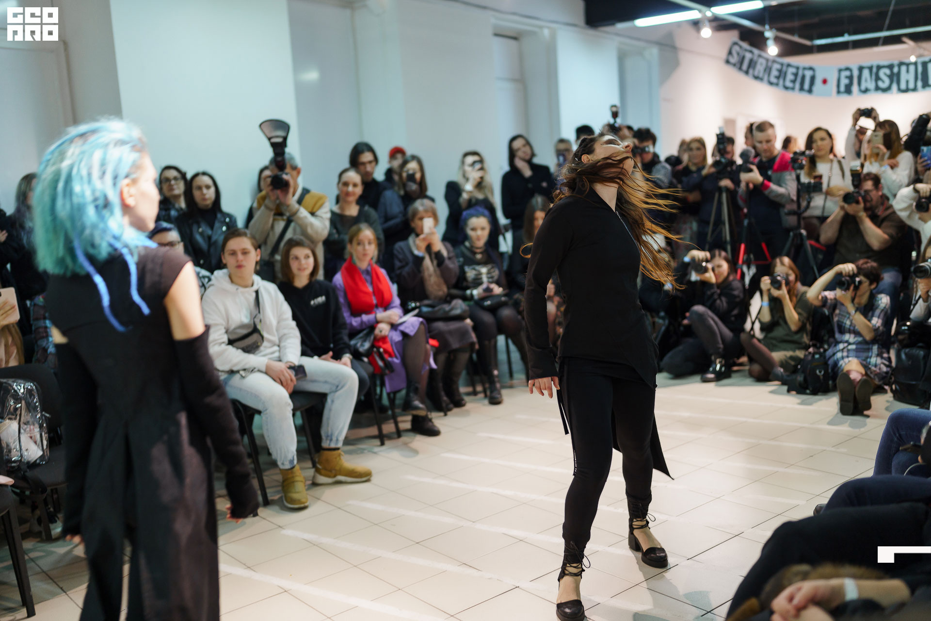 01.02.20_StreetFashionShow АртМуза_0967.JPG