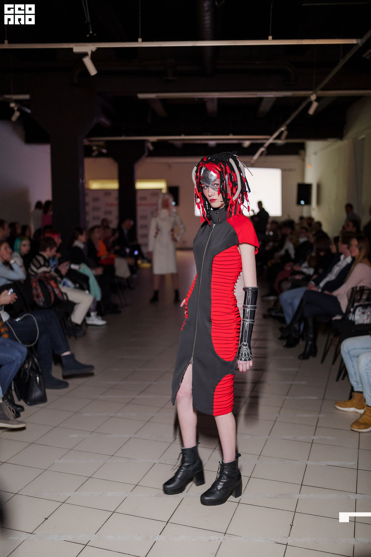 01.02.20_StreetFashionShow АртМуза_0990.JPG