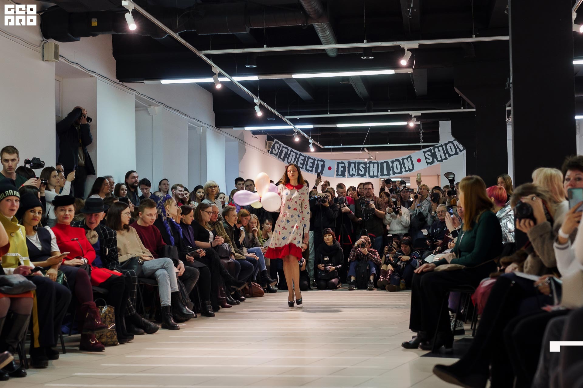 01.02.20_StreetFashionShow АртМуза_0028.JPG